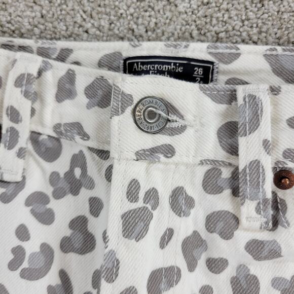 Abercrombie & Fitch Womens Mom Jeans 2 White Gray Leopard Raw Hem Slim Fit Denim - Picture 10 of 12